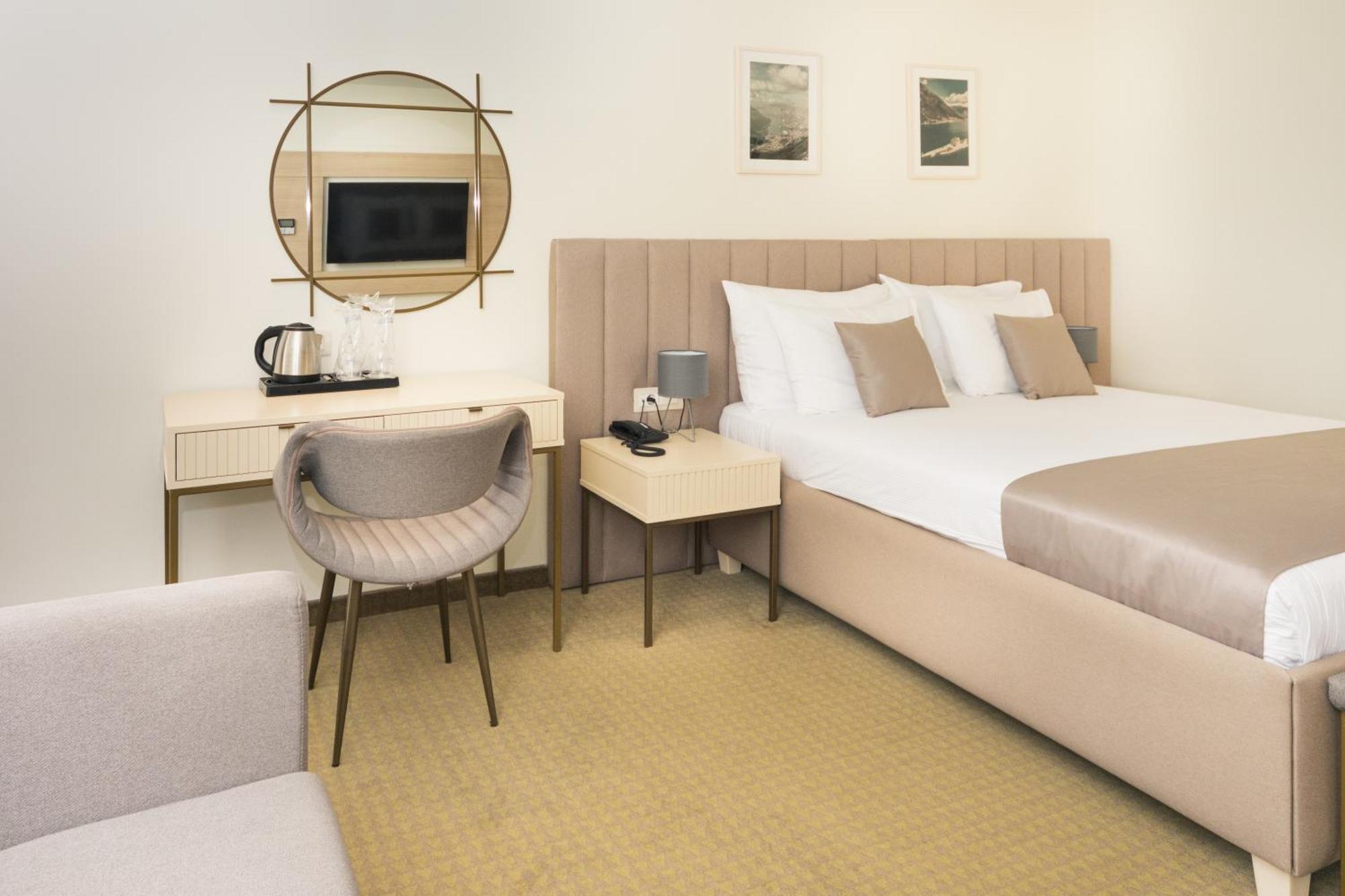 Pima Hotel
