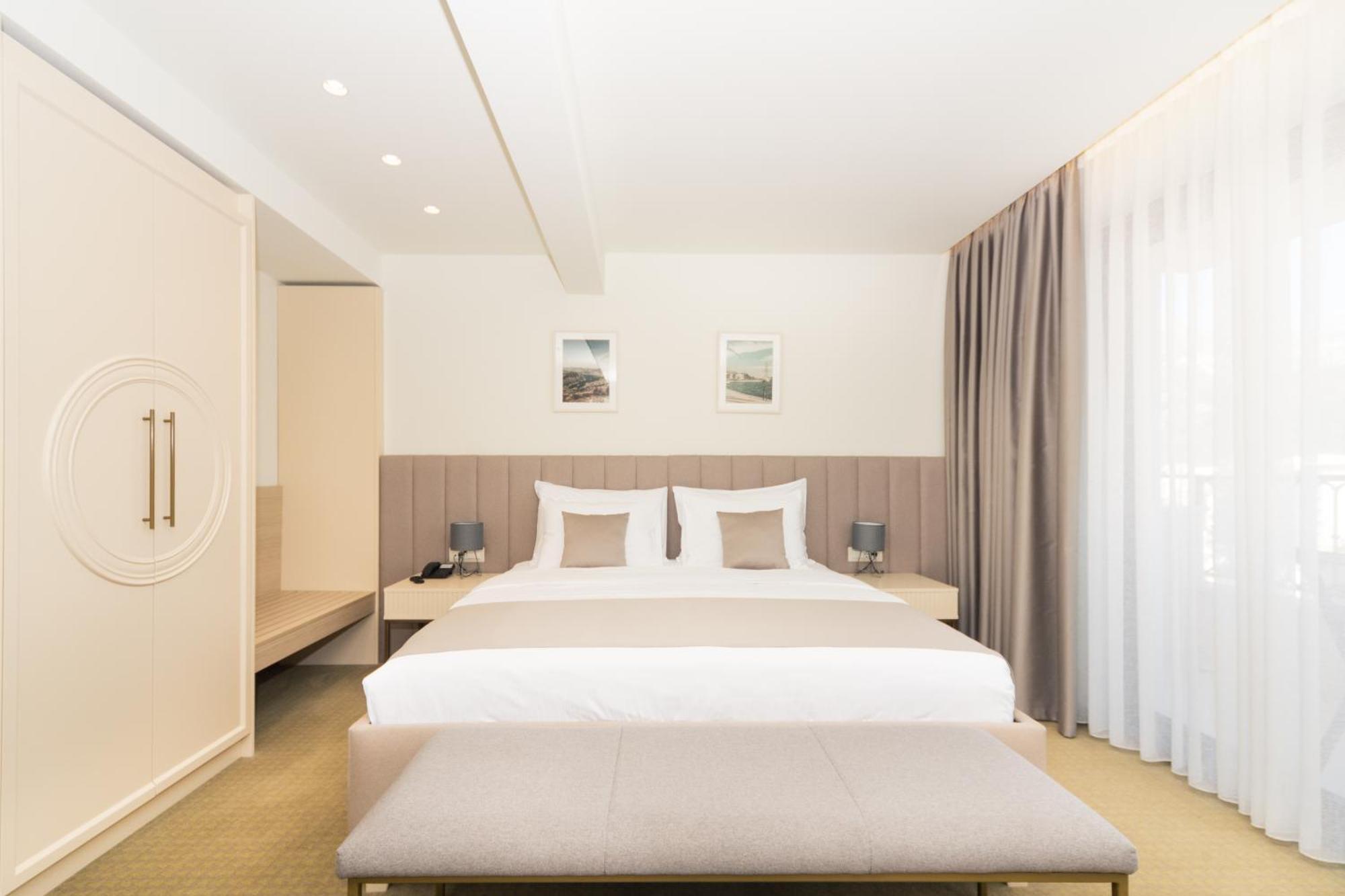 Pima Hotel 4*